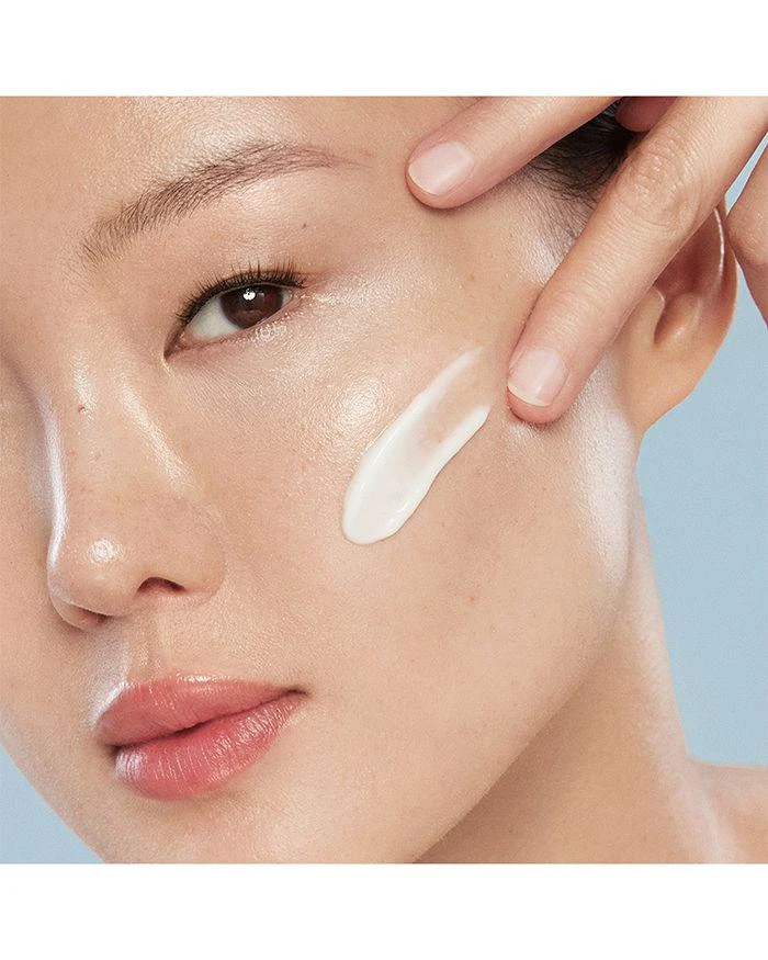 Charlotte Tilbury Magic Water Cream Refillable Gel Moisturizer with Niacinamide 9