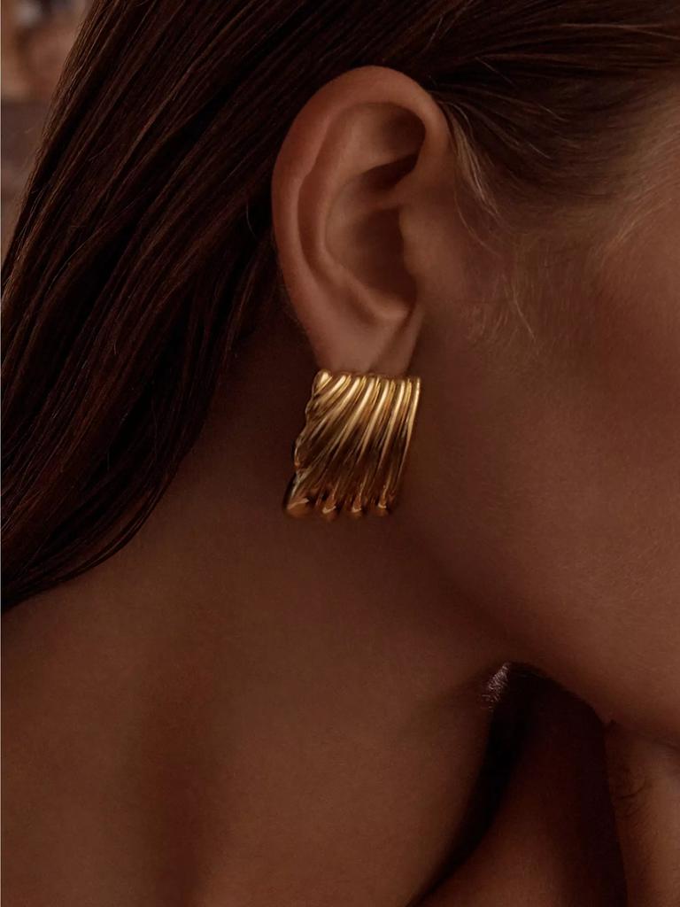 Amber Sceats Zagora Sunnie Fluted 24K-Gold-Plated Drop Earrings