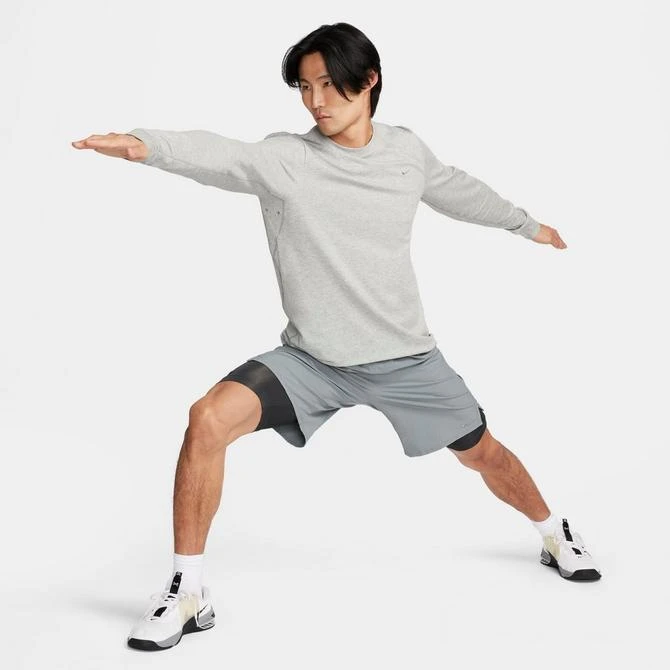 NIKE Men's Nike Primary Dri-FIT Long-Sleeve Versatile Top 3