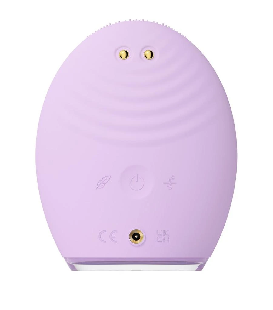 Foreo LUNA 4 Plus Facial Cleansing Brush for Sensitive Skin 2