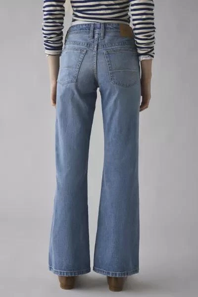 BDG BDG Teo Relaxed Low-Rise Bootcut Jean 4