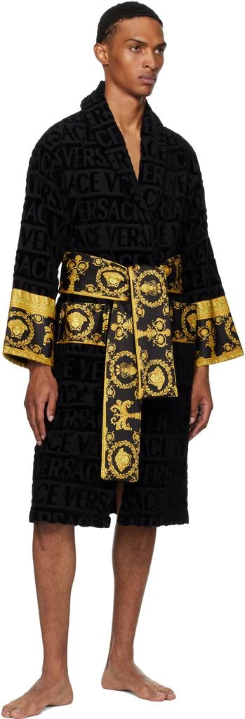 Versace Black
I Heart Baroque
Bathrobe 4