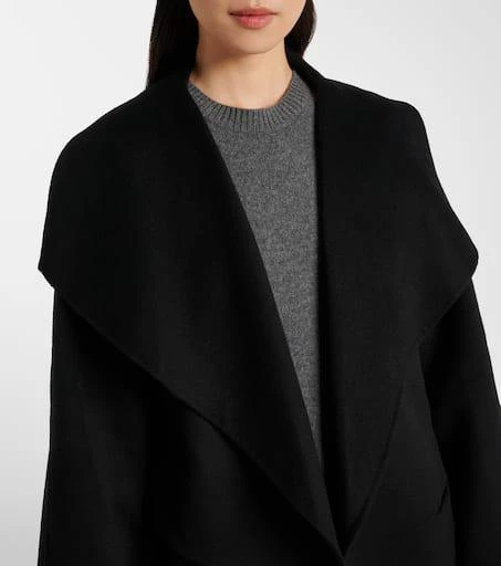 Totême Signature wool and cashmere coat 4