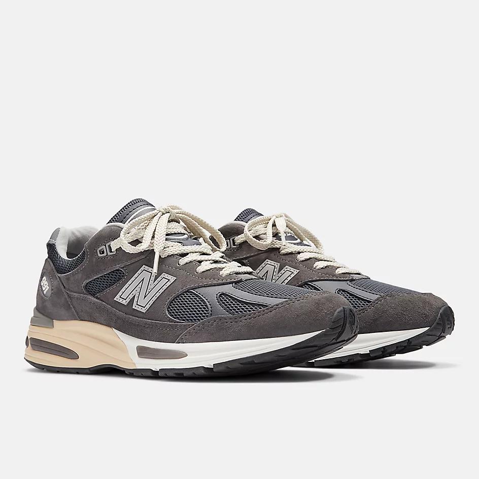 New Balance Made in UK 991v2