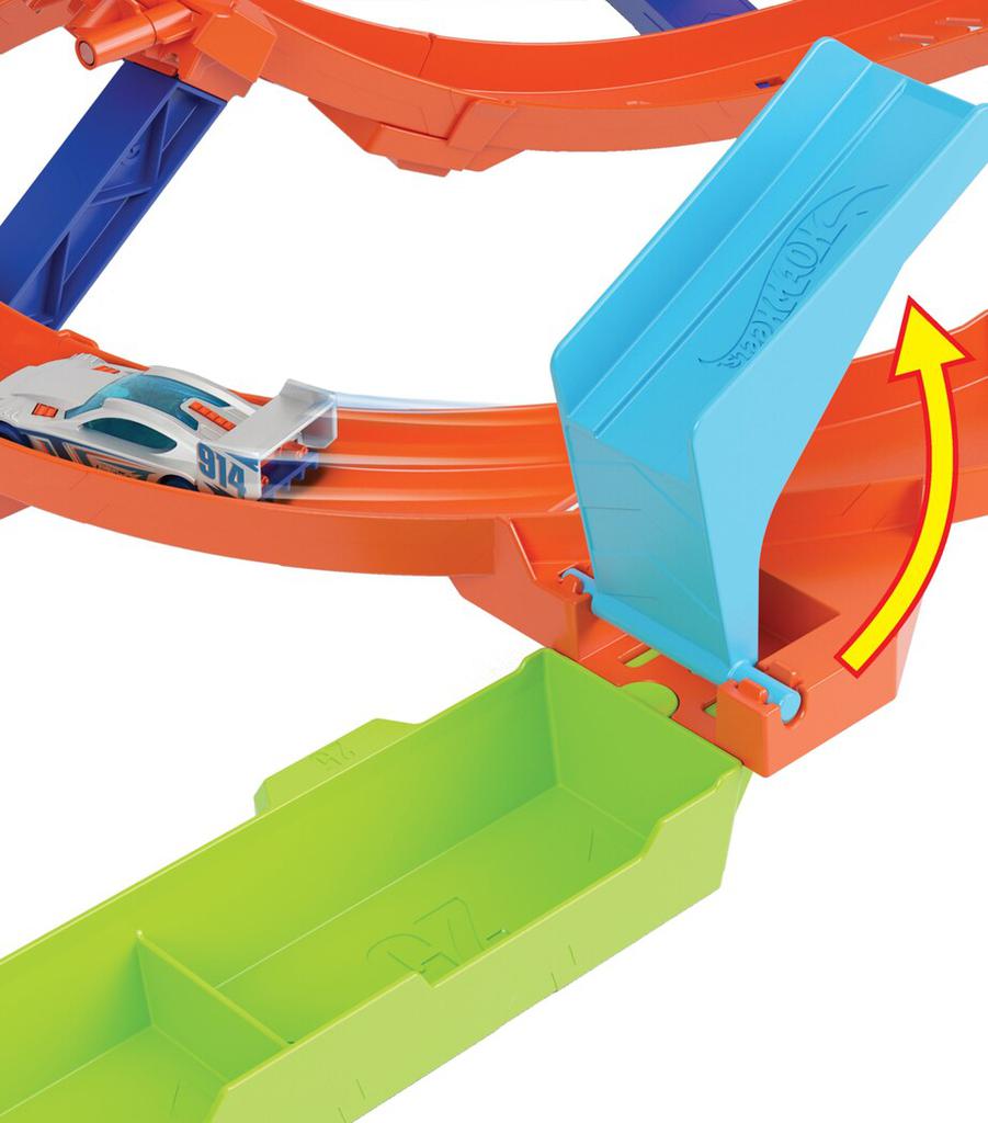 Hot Wheels Loop Cyclone Challenge