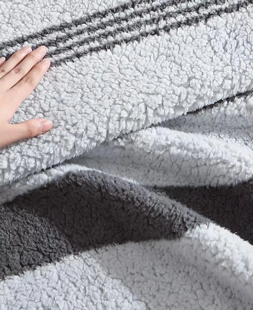 Nautica Saltmarsh Sherpa Throw, 60" x 50" 4