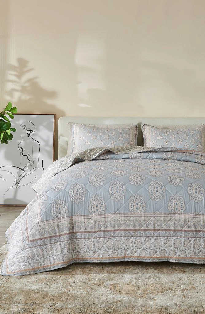 Patina Vie Maison Patina Vie Reversible Comforter & Sham Set 2