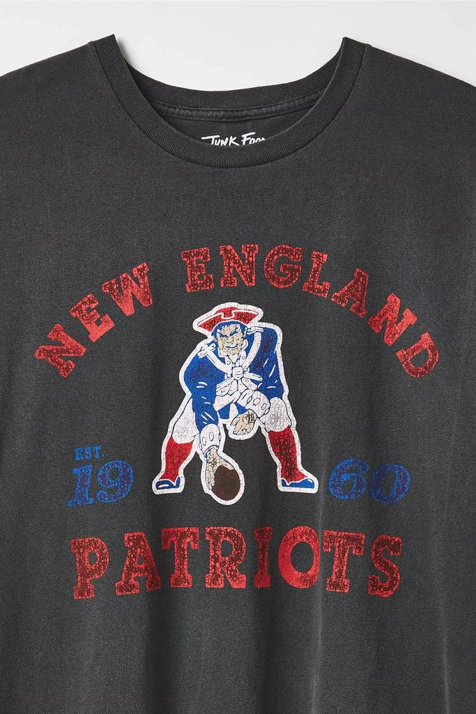 Urban Outfitters NFL Vintage Team Logo Graphic Tee 4