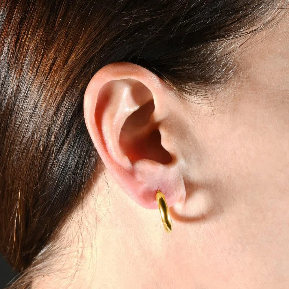 Pompeii3 14k Yellow Gold 3.5mm Small Designer Hoops Women
s Earrings 3/4" Tall 1.25grams