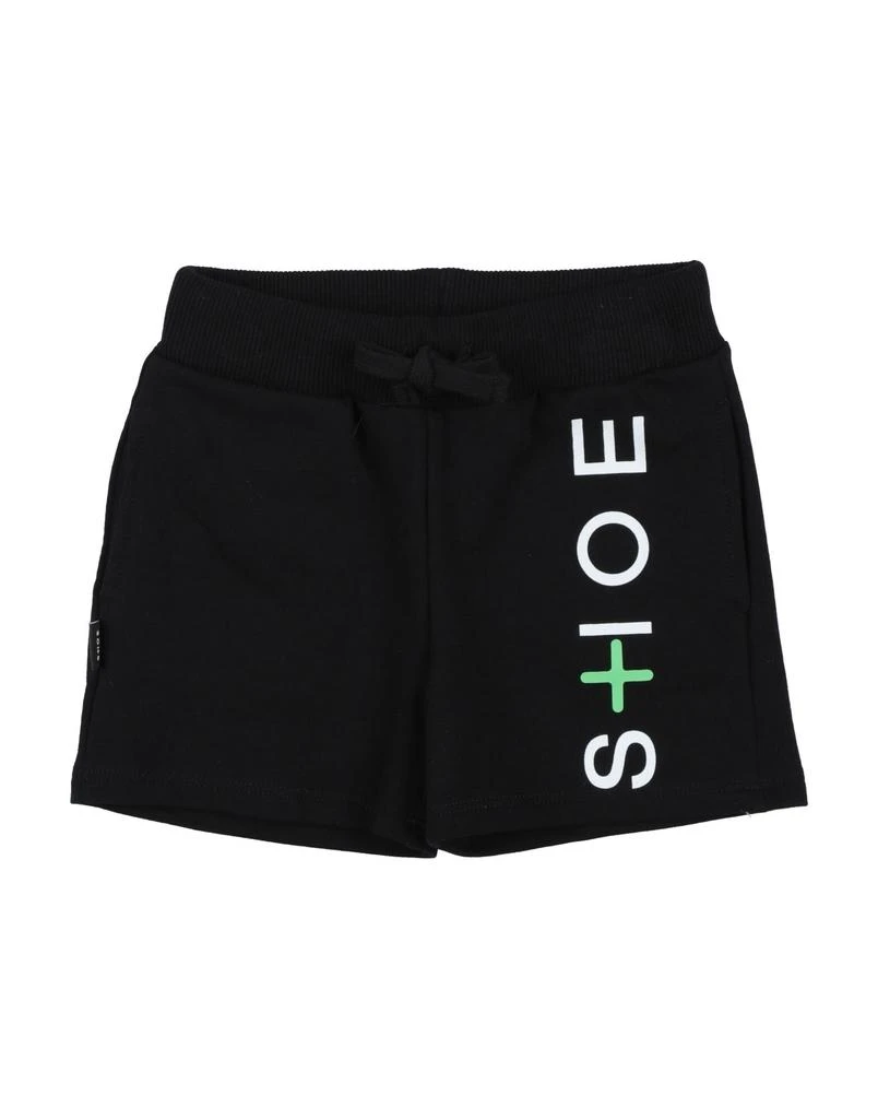 SHOE Shorts
Bermuda