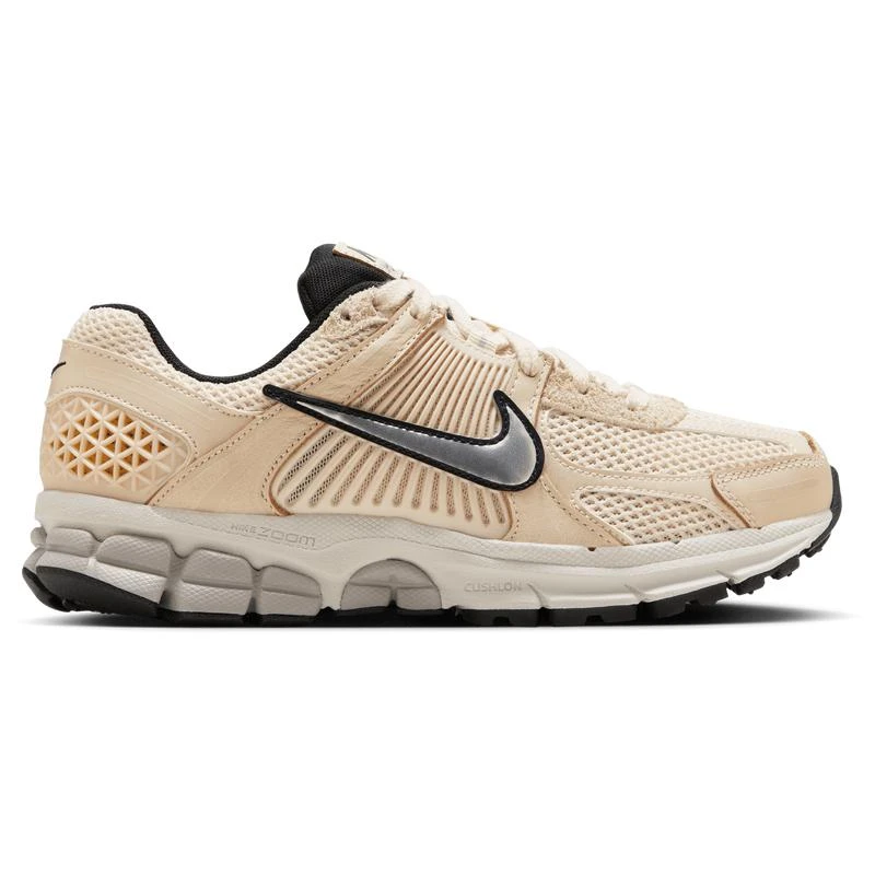 zoom vomero foot locker womens walking shoes