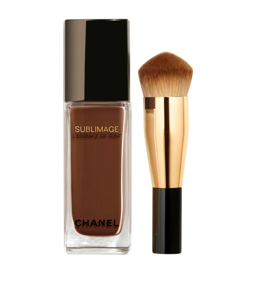 Chanel SUBLIMAGE L'ESSENCE DE TEINT Ultimate Radiance-Generating Serum Foundation 1