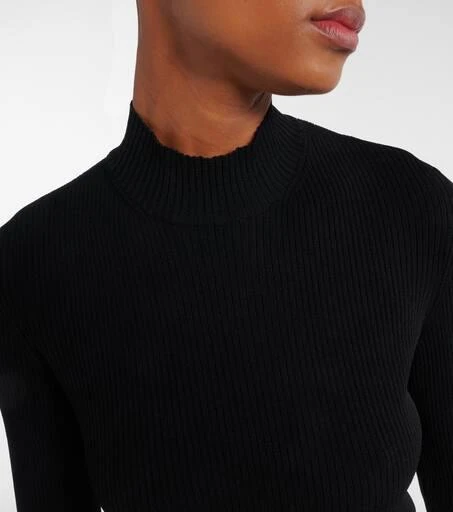 Balenciaga Knitted sweater 4