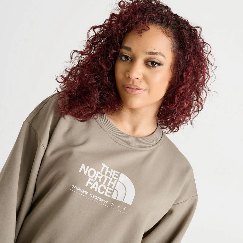 The North Face Women's The North Face Oversized Crewneck Sweatshirt 5