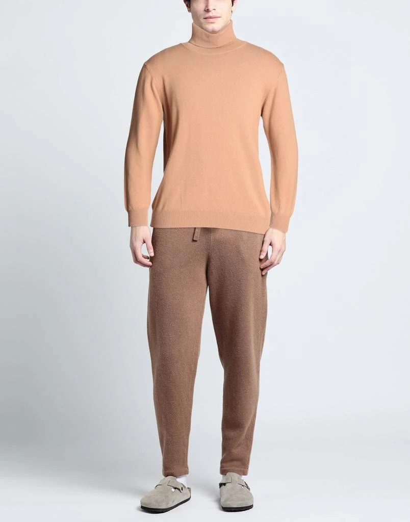 BELLWOOD Turtleneck 2