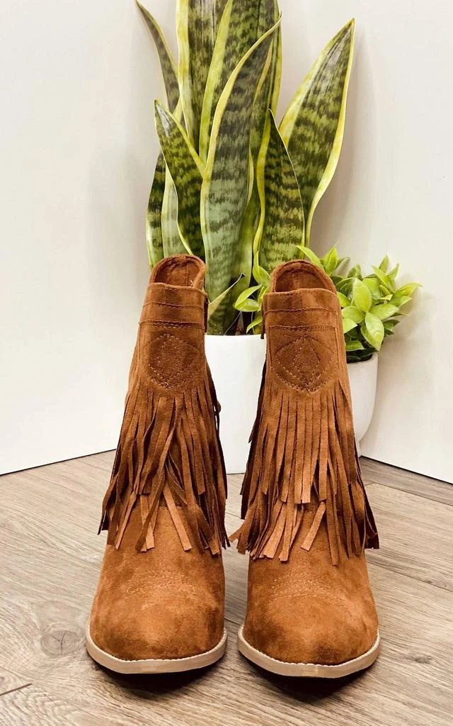 Not Rated Women's Sandra Fringe Booties 6