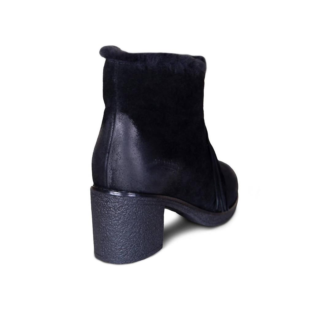 Cloud Nine Cloud Nine - LADIES MADISON SHEEPSKIN BOOT