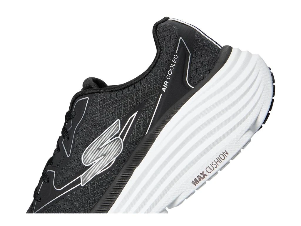 SKECHERS Max Cushioning Endeavour Galloway 6