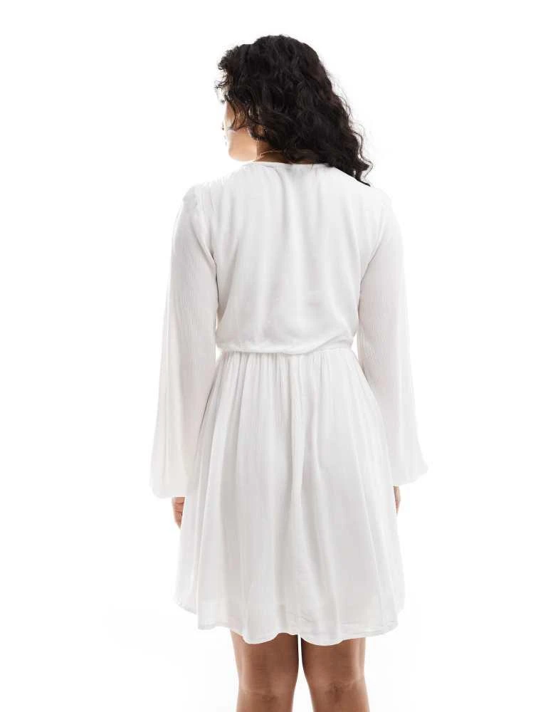 ONLY ONLY wide sleeve plisse mini dress in white 2