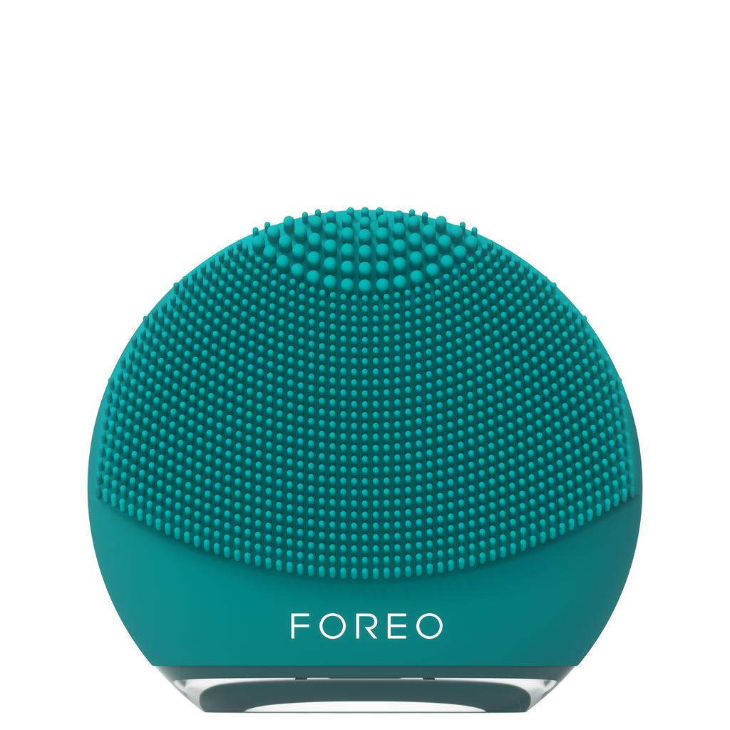 Foreo FOREO LUNA 4 GO 2-Zone Facial Cleansing and Firming Device for All Skin Types