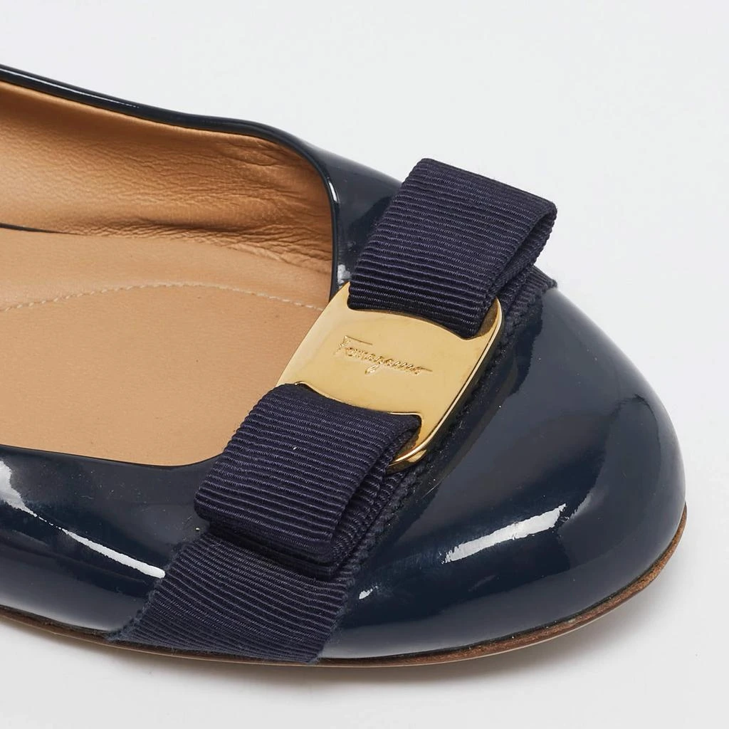 Salvatore Ferragamo Salvatore Ferragamo Navy Blue Patent Leather Varina Ballet Flats Size 37.5 7