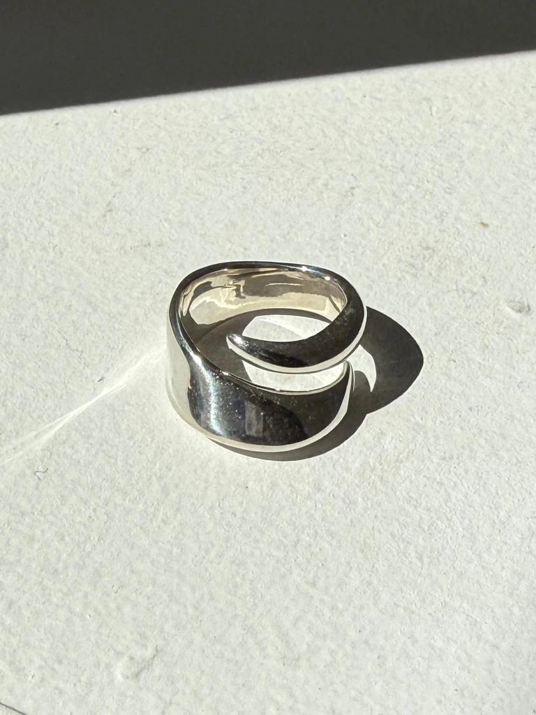 Maslo Jewelry Maslo Jewelry - Women
s Fluire Ring