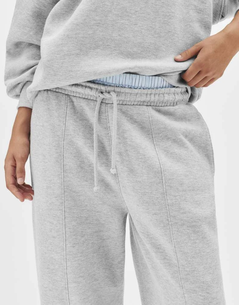 Pull&Bear Pull&Bear Seam detail tracksuit bottoms in grey marl 2