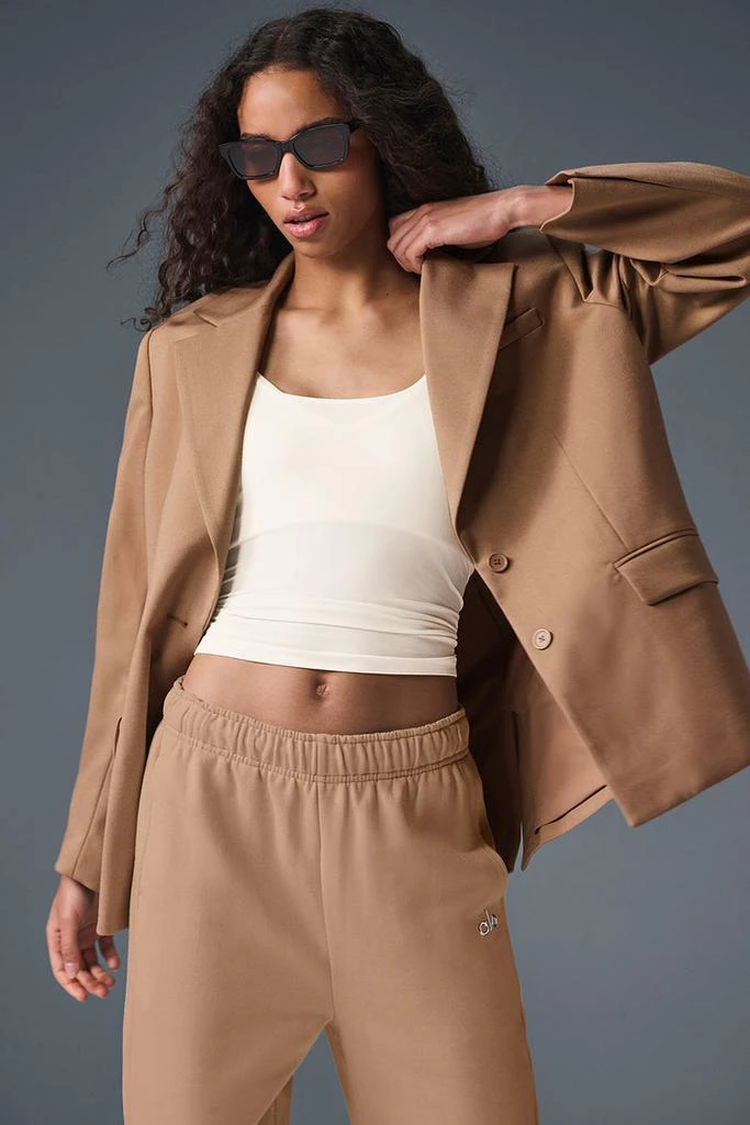 Alo First-Class Blazer - Toasted Almond 4