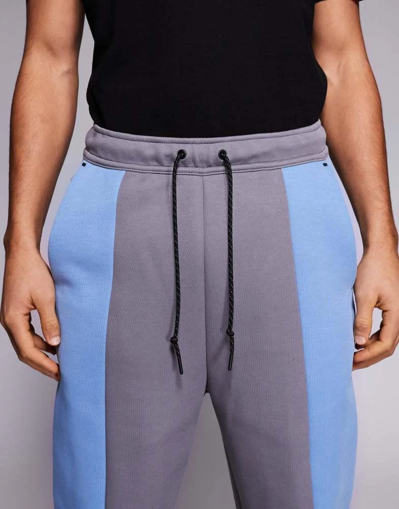 NIKE Nike Tech Fleece Pro open hem joggers in grey and navy 4