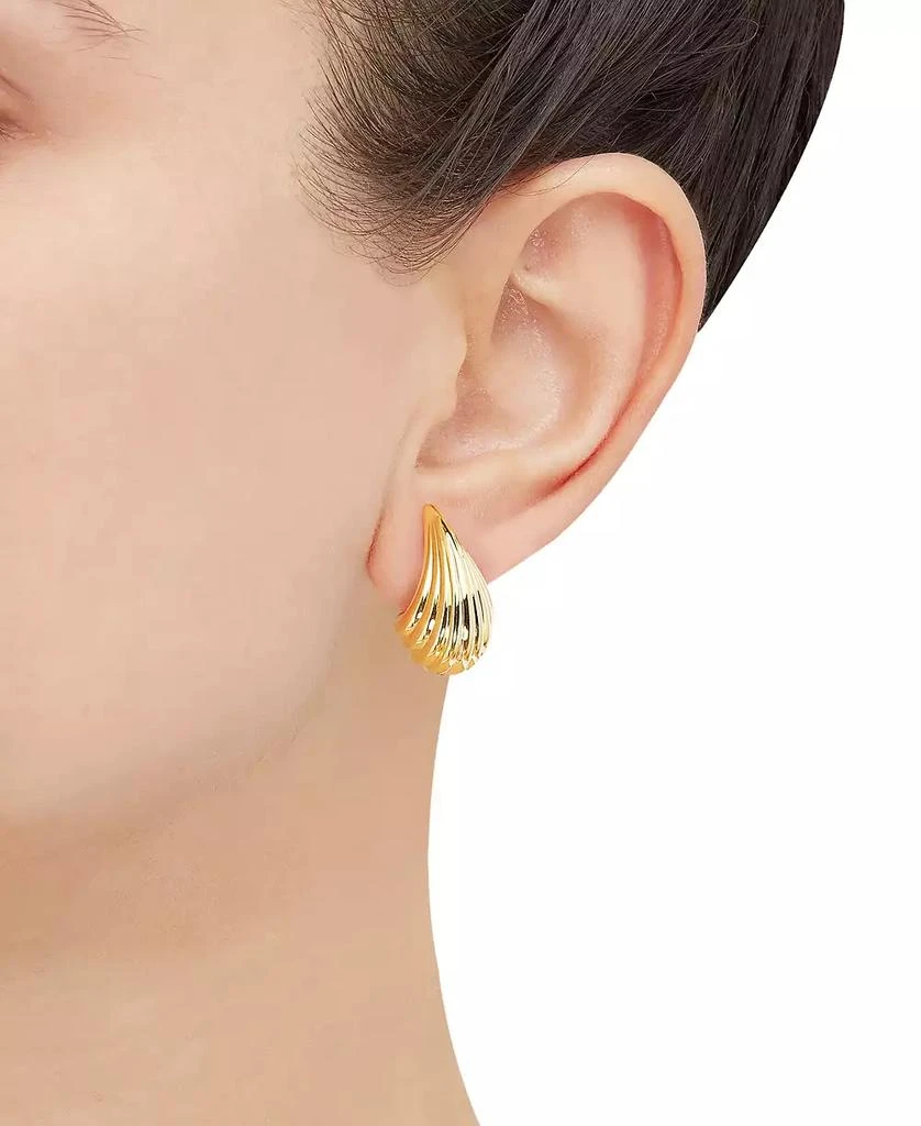 Macy's Polished Graduated Shrimp Design Grooved Stud Earrings in 14k Gold 2