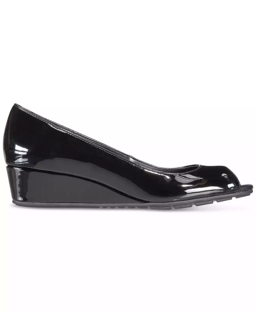 Bandolino Women's Candra Peep Toe Wedge Dress Pumps