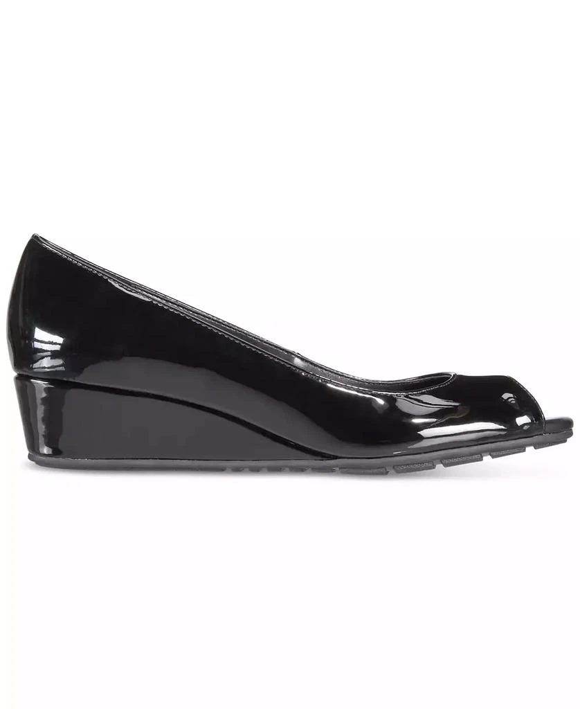 Bandolino Women's Candra Peep Toe Wedge Dress Pumps 2