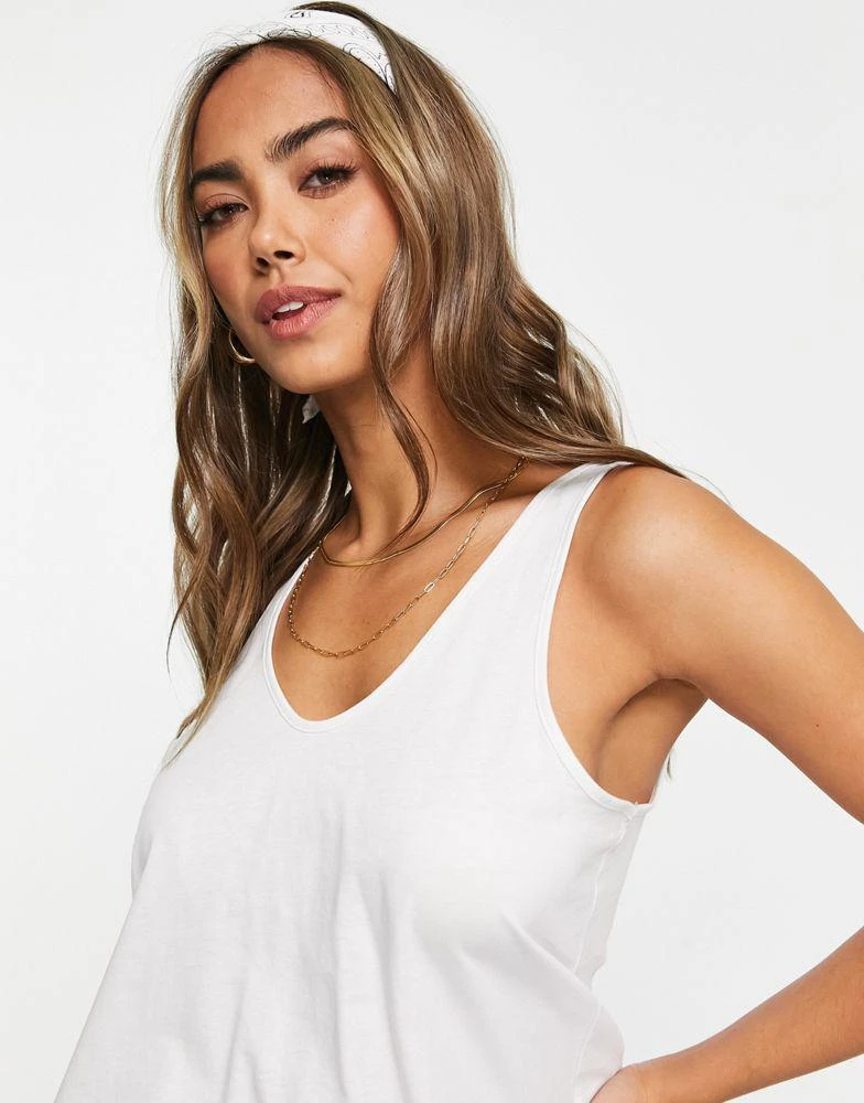 ASOS DESIGN ASOS DESIGN ultimate cotton scoop neck vest in white - WHITE 4