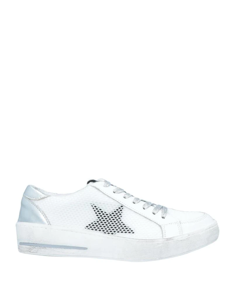 NILA & NILA Sneakers 1