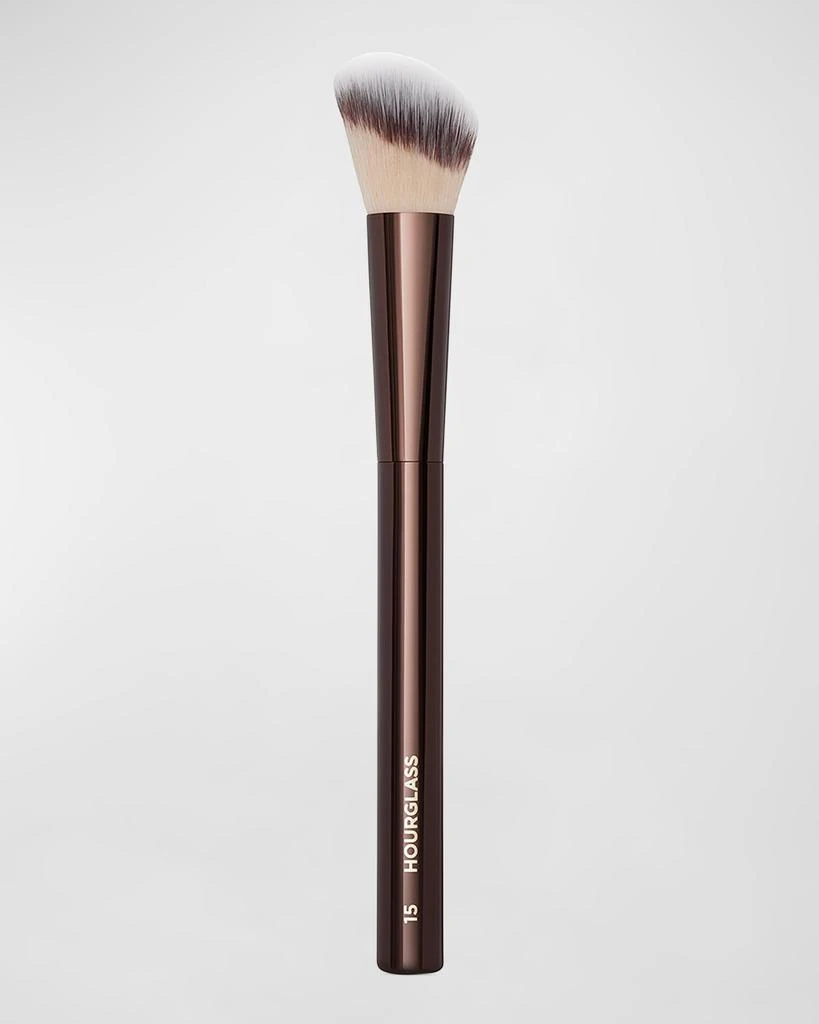 Hourglass Cosmetics No. 15 Blush Brush 1