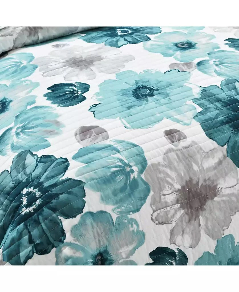 Macy's Leah 3 Piece Quilt Set 4