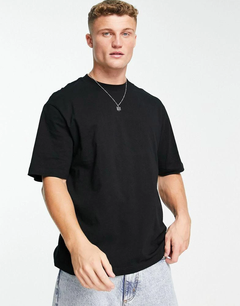 River Island River Island oversized t-shirt in black 1