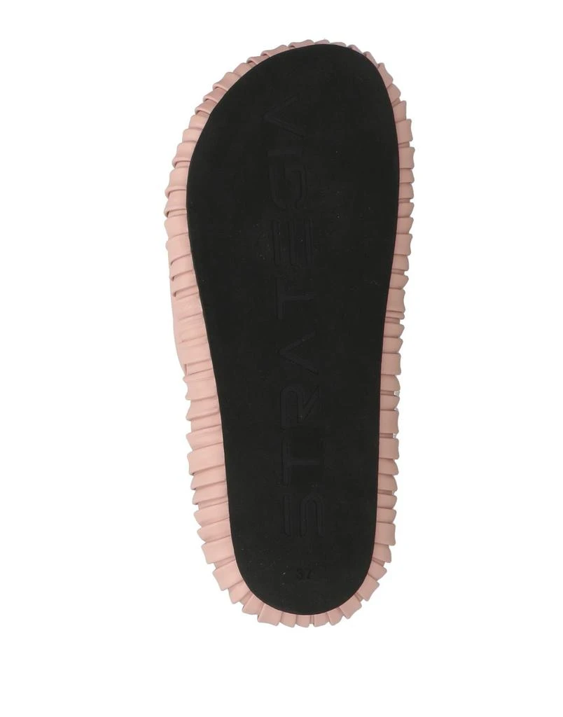 STRATEGIA Sandals 5