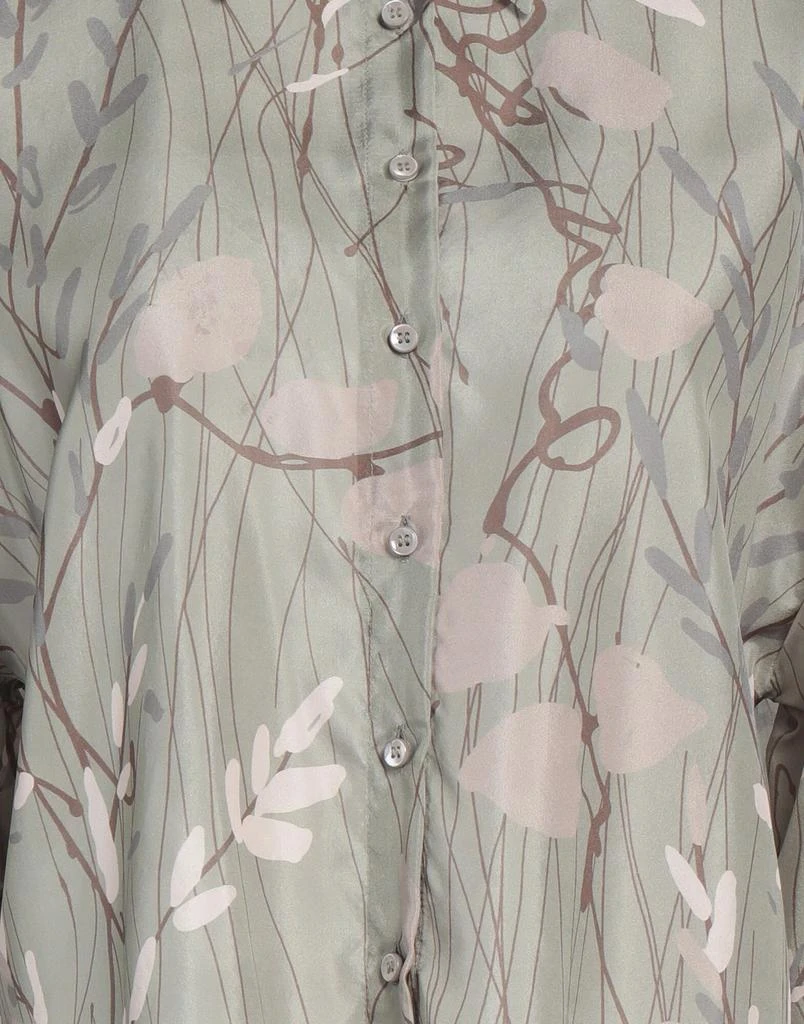 Brunello Cucinelli Floral shirts
blouses 4