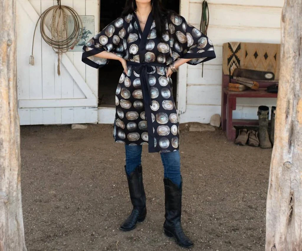 Fringe Scarves Fringe Scarves - Kimono Robe