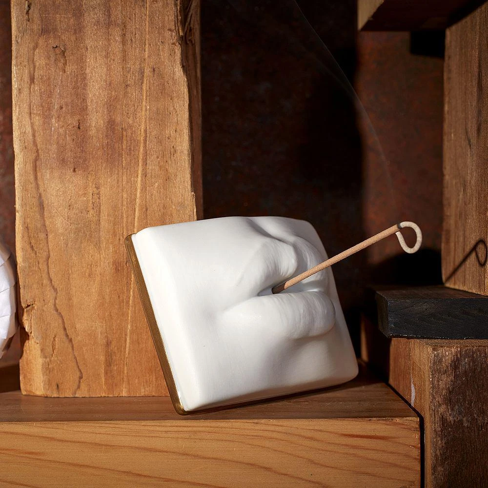 L'Objet Smoking Lips Incense Holder 4