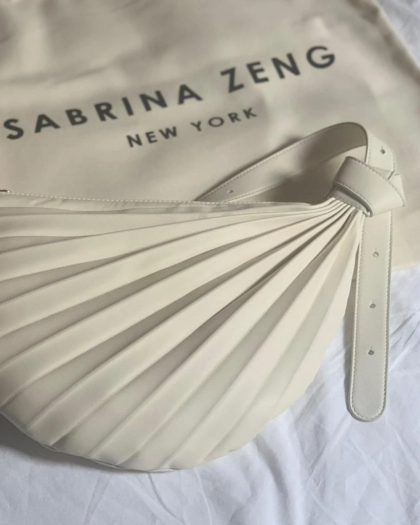 Sabrina Zeng Chiaroscuro Hammock Sling Bag Off White 5