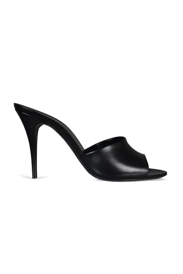 Yves Saint Laurent 16 mules 1