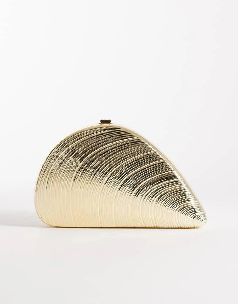 New Look New Look clam shell box clutch bag in gold