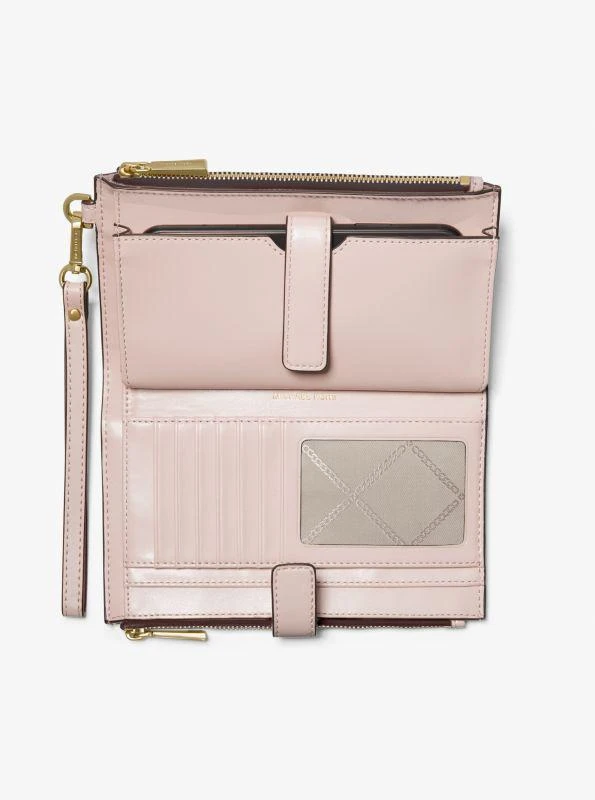 Michael Kors Adele Logo Smartphone Wallet 2