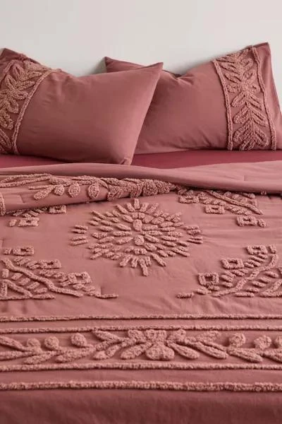 Urban Outfitters Jackie Icon Tufted Comforter 1