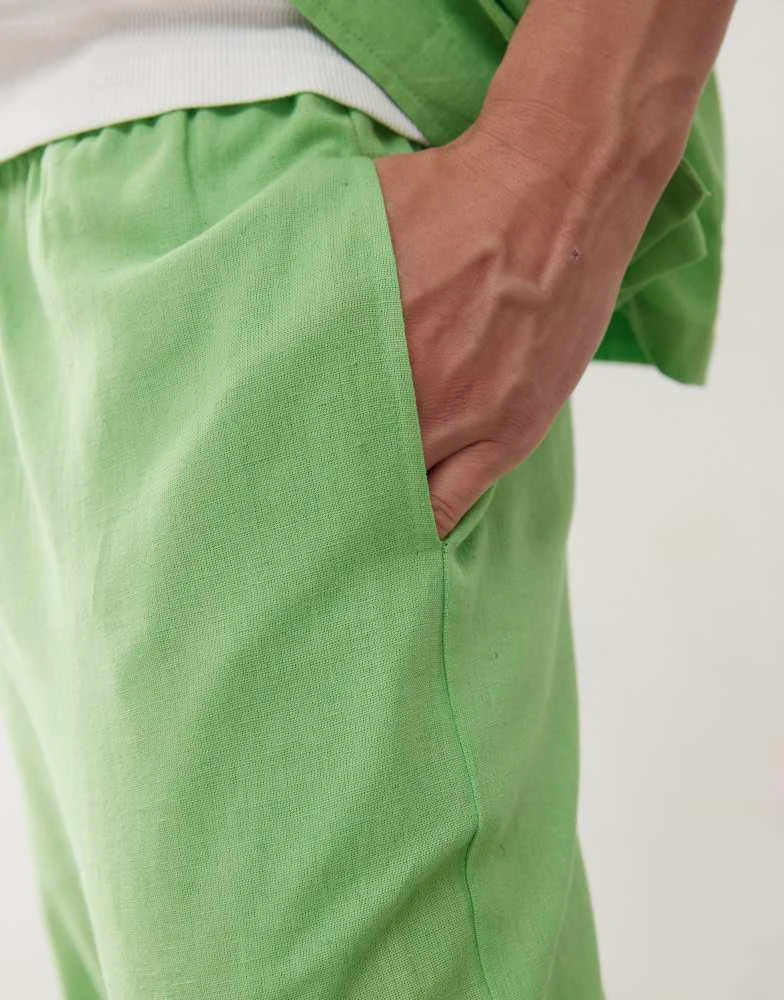 COLLUSION COLLUSION textured woven trouser in light green - LGREEN 4