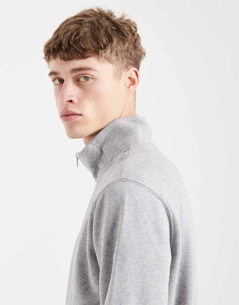 Levi
s Levi
s Original hallmark 1/4 zip sweatshirt in grey 4