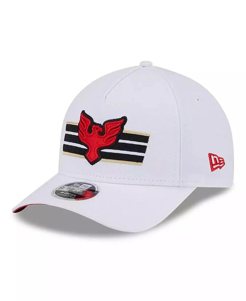 New Era Men
s White D.C. United 2025 Jersey Hook 9FORTY M-Crown Adjustable Hat