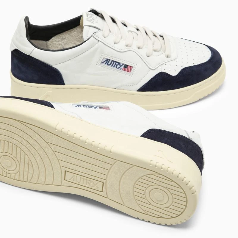 AUTRY Medalist trainer in white leather and blue suede 6